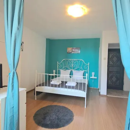 בוקרשט Inchiriez Garsoniera In Regim Hotelier Unirii מראה חיצוני תמונה